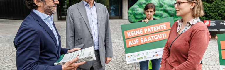 Übergabe des Patentberichts an das Europäischen Patentamt in München