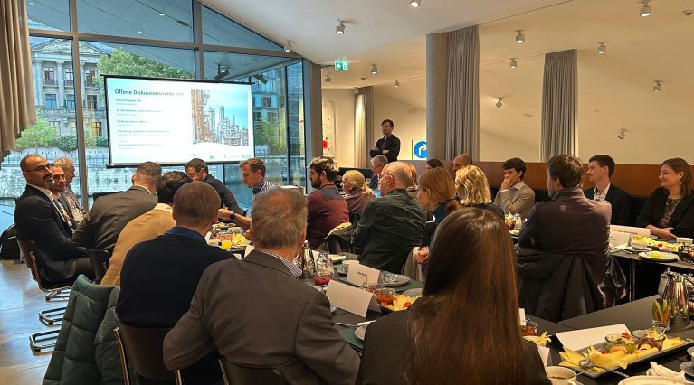 _aktuelle-meldung_parlamentarisches-frueshtueck-c-steffen-laube-bellona2 aktuelle meldung parlamentarisches frueshtueck c steffen laube bellona2